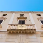 Palazzo Mongio Aparthotel 3*