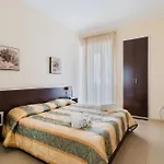 Palazzo Mongio 아파트호텔 3*