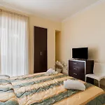 Palazzo Mongio Aparthotel