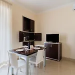 Palazzo Mongio Aparthotel