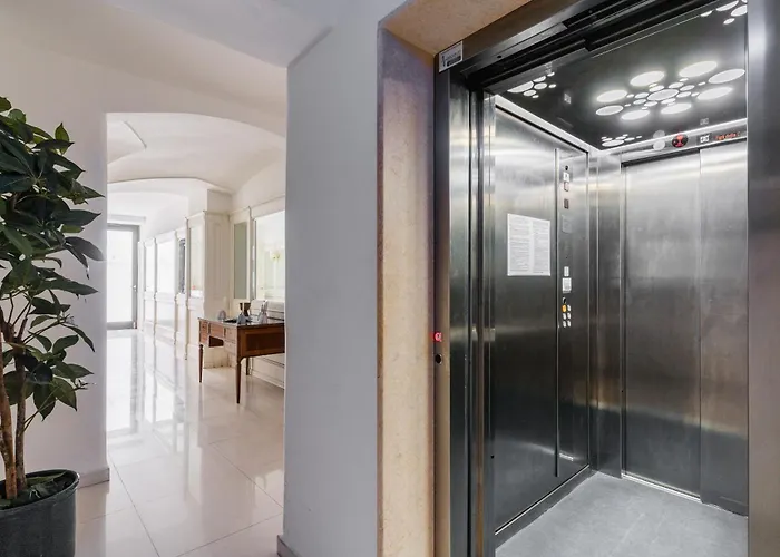 Aparthotel Palazzo Mongio 3*