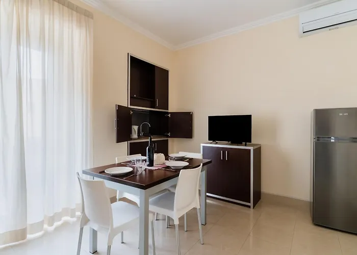 Palazzo Mongio Aparthotel