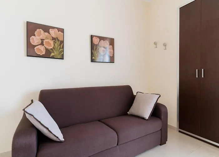 Palazzo Mongio Aparthotel 3*